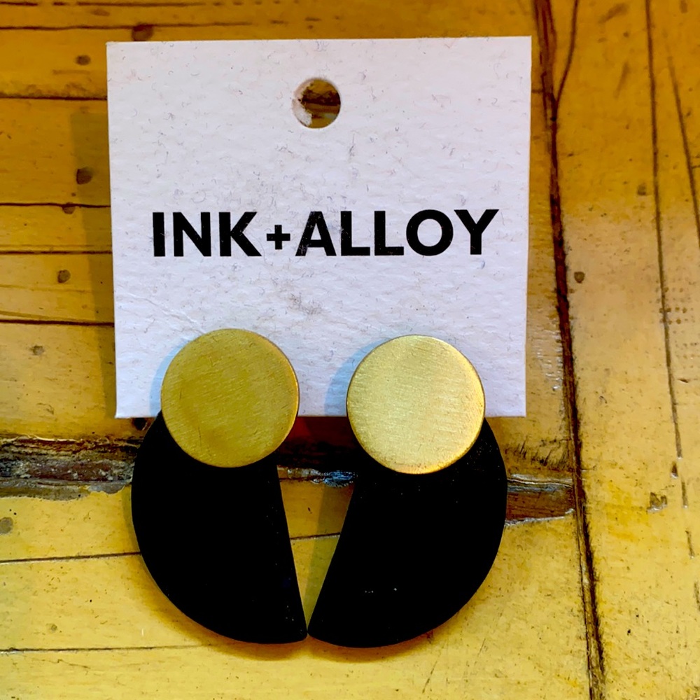 Ink + Alloy Black & Gold Earring